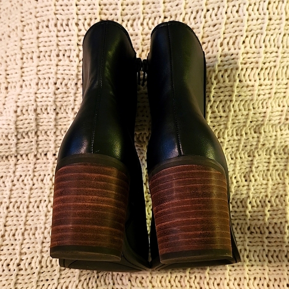 Lucky🍀Brand Block Heel Black Leather Ankle Boots, size 6.5 / 37 - Picture 6 of 6